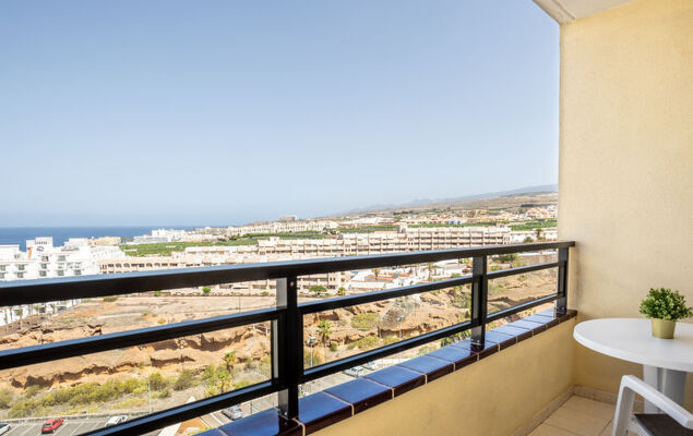 Club Paraiso near Hard Rock - Photo 7